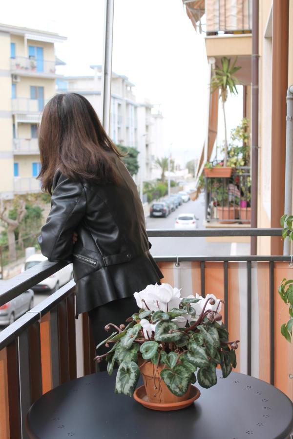 Casa Rinu' Bed & Breakfast Monopoli Eksteriør bilde